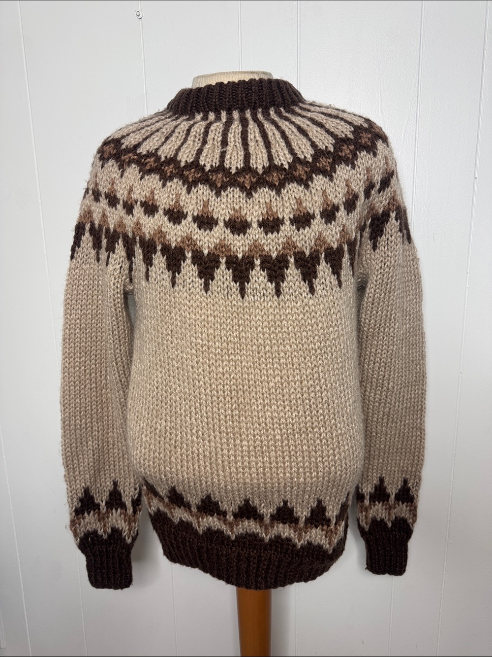 Men’s vintage JC Penny brown sweater m